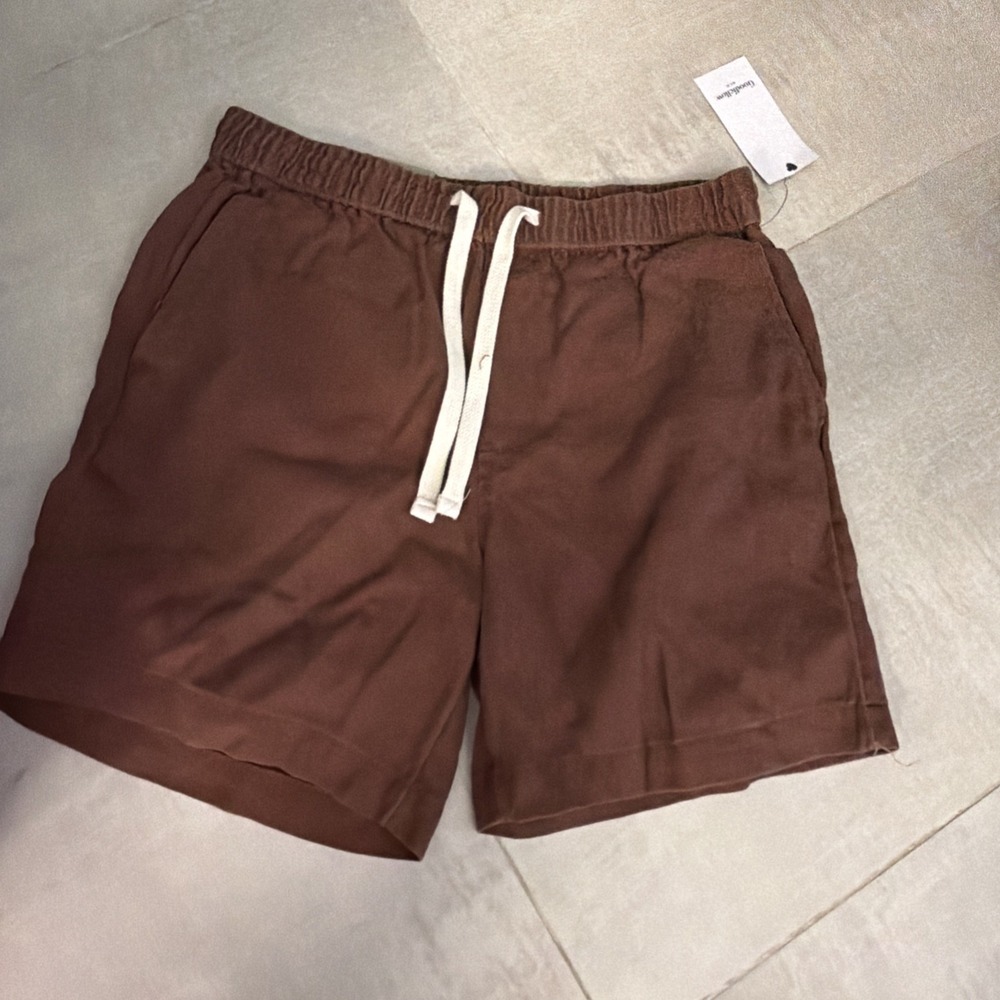 Goodfellow & Co Mens Vintage 7" Elevated Pull On Chino Shorts Brown Small NWT